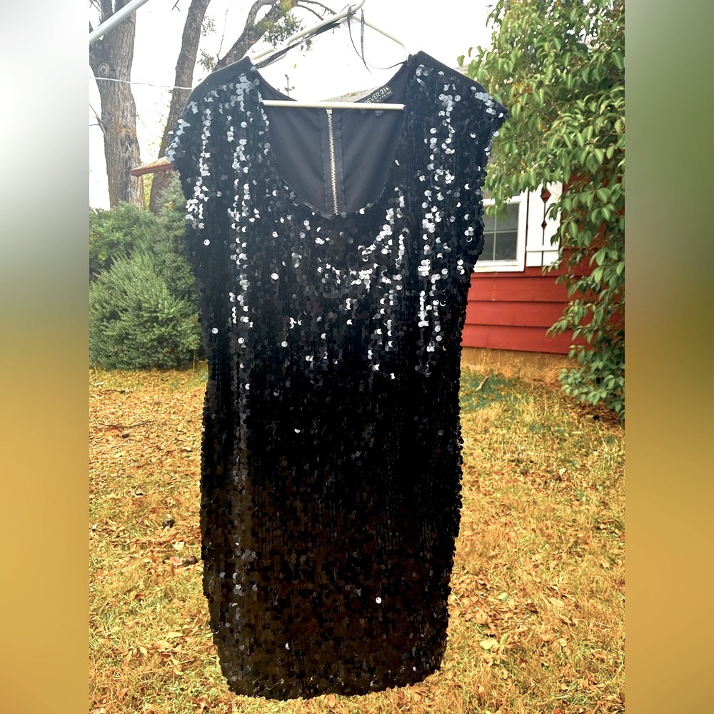 Forever 21 Black sequin party dress